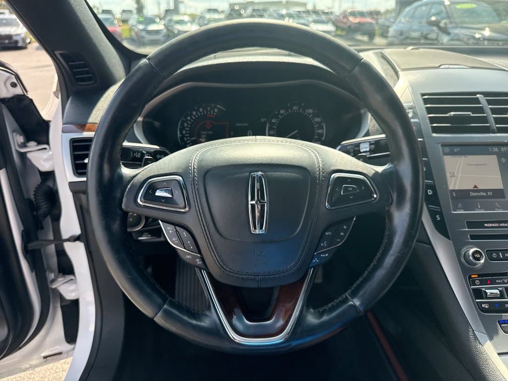 Pre-Owned 2020 Lincoln MKZ Reserve - photo - 14