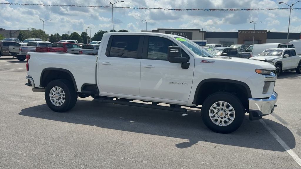 Pre-Owned 2023 Chevrolet Silverado 2500HD LT - photo - 7