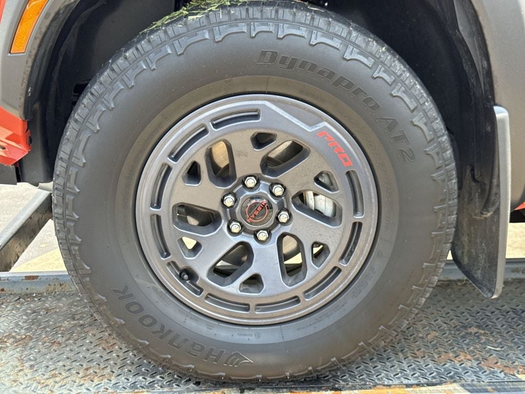 Pre-Owned 2025 Nissan Frontier PRO-4X - photo - 9