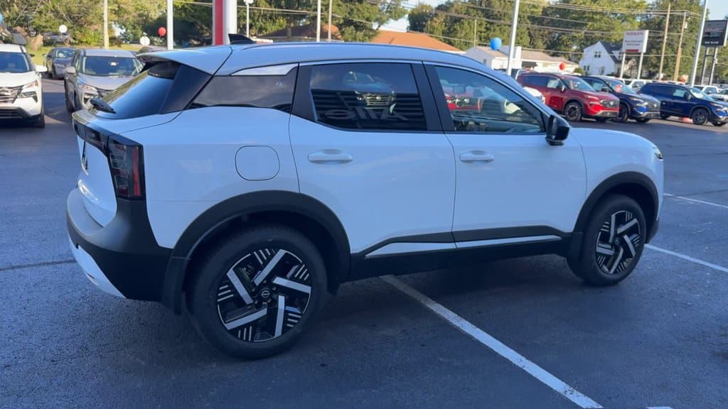 New 2027 Nissan Kicks SV - photo - 6