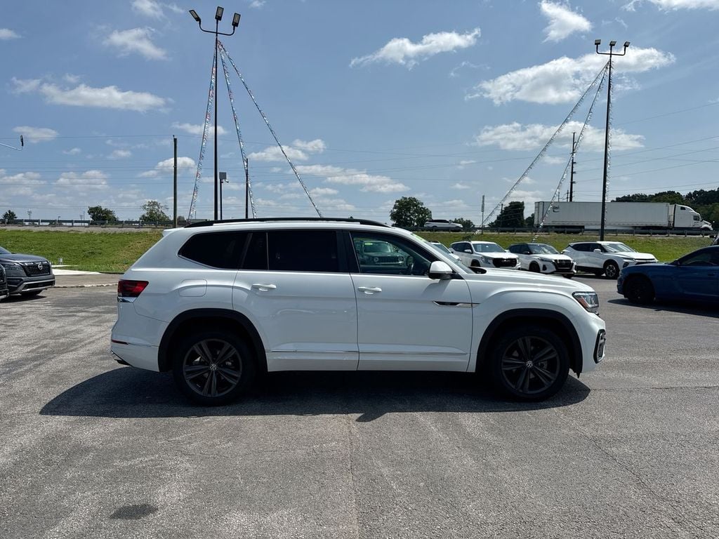 Pre-Owned 2021 Volkswagen Atlas 3.6L V6 SE w/Technology R-Line - photo - 13