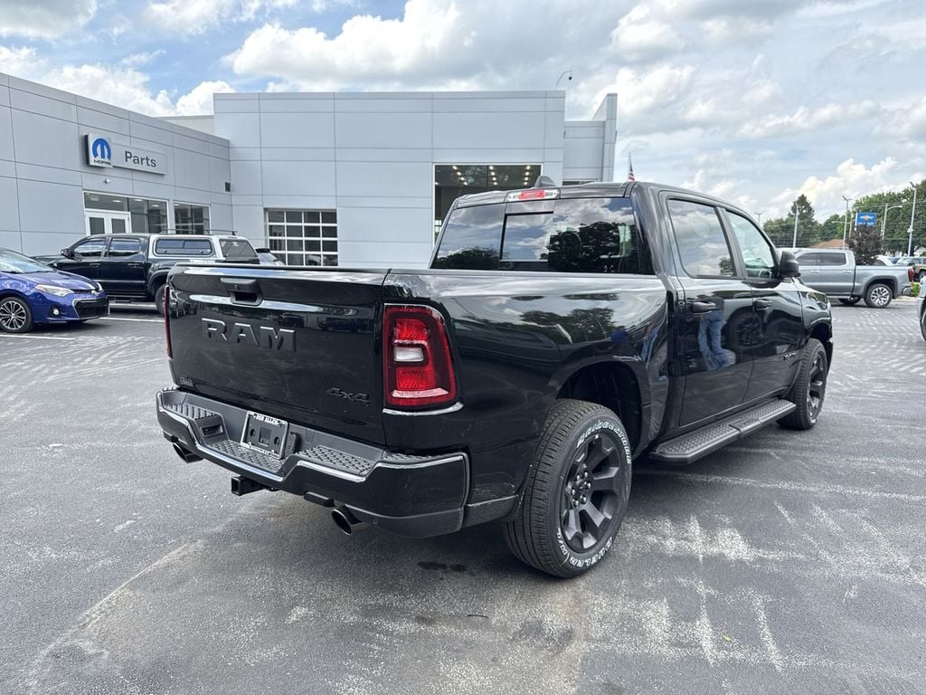 New 2026 Ram 1500 Express - photo - 12