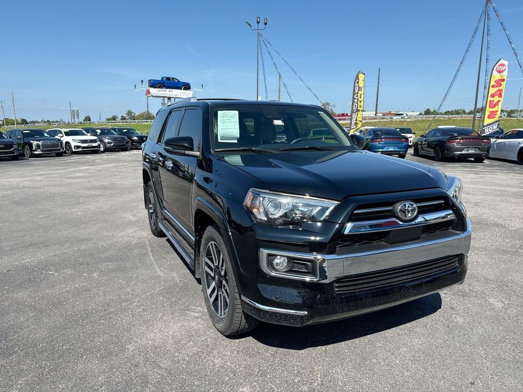 Pre-Owned 2020 Toyota 4Runner Limited - photo - 6
