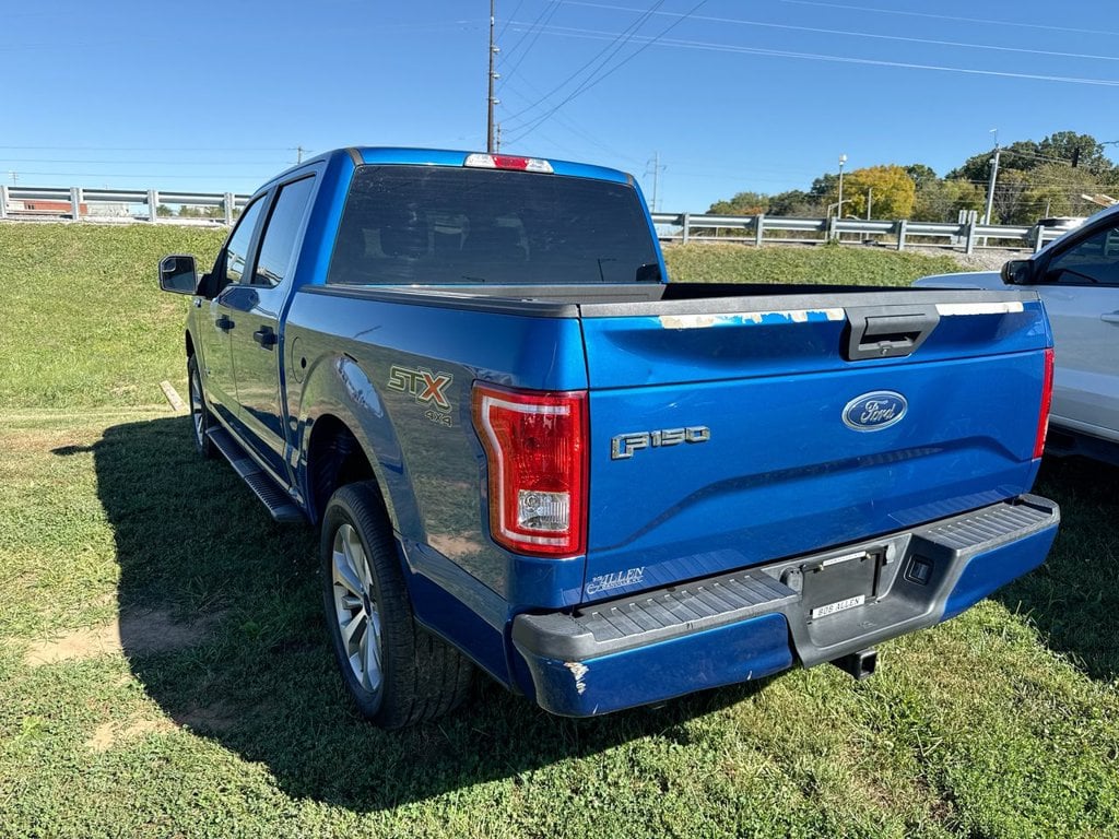 Pre-Owned 2017 Ford F-150 XL - photo - 3