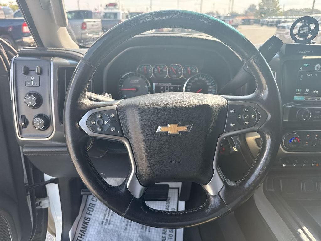 Pre-Owned 2016 Chevrolet Silverado 2500HD LTZ - photo - 14