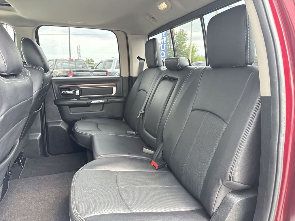 Pre-Owned 2018 Ram 1500 Laramie - photo - 10