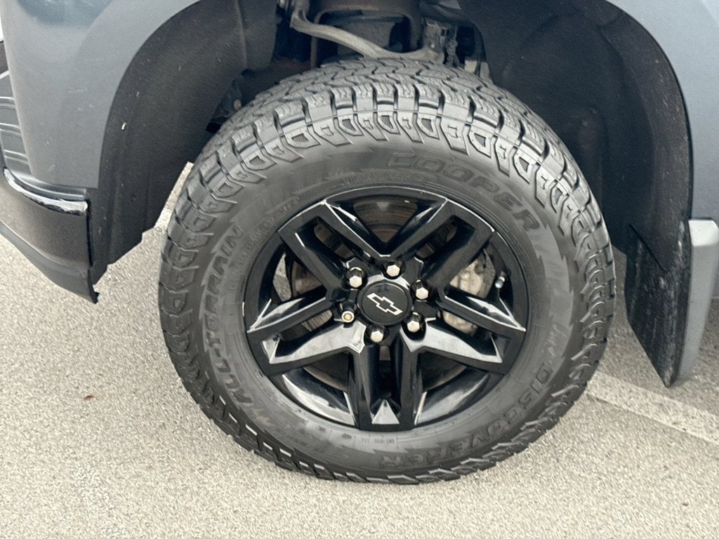 Pre-Owned 2020 Chevrolet Silverado 1500 LT Trail Boss - photo - 1