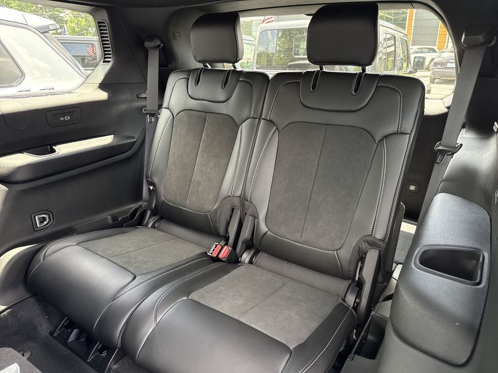 New 2026 Jeep Grand Cherokee L Altitude - photo - 19