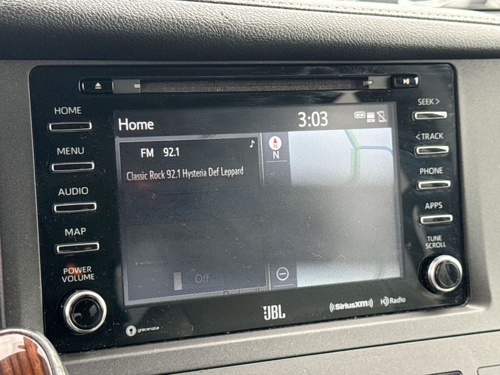 Pre-Owned 2018 Toyota Sienna Limited Premium - photo - 21