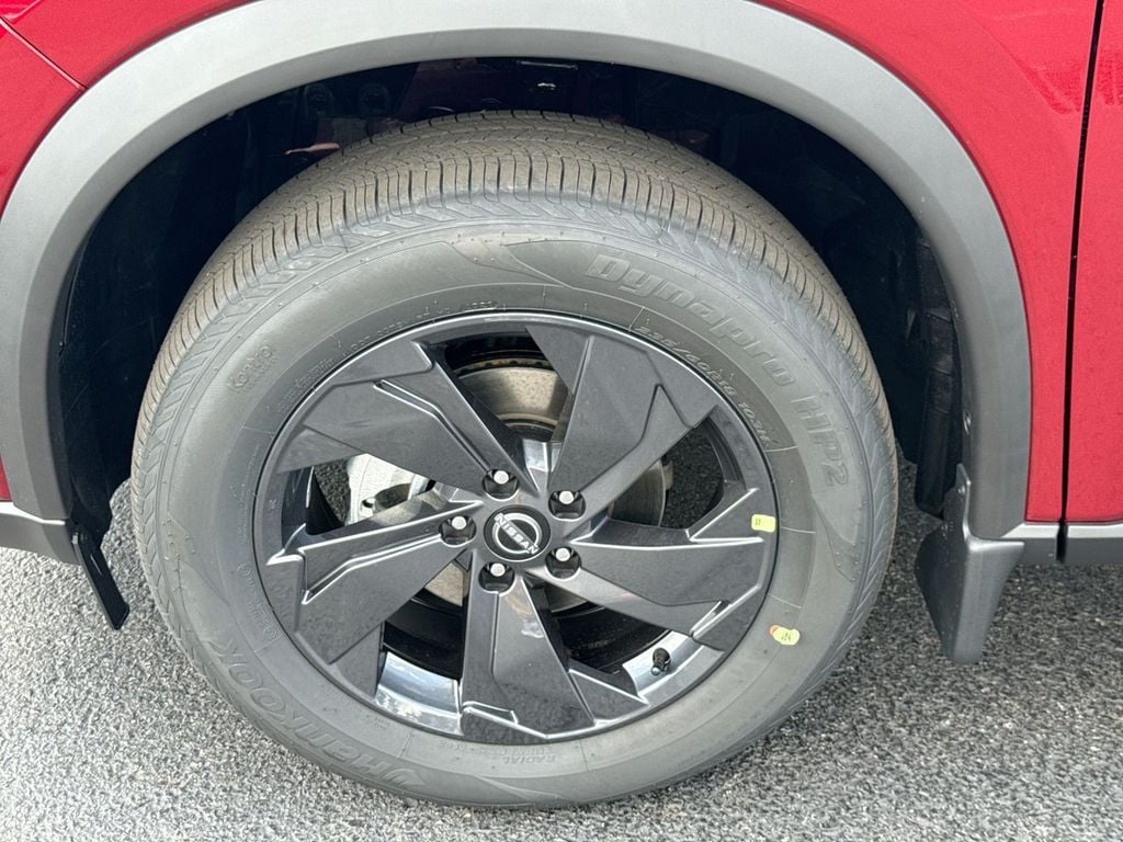 New 2026 Nissan Rogue SV - photo - 9