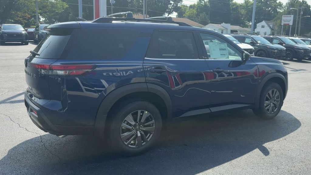 New 2026 Nissan Pathfinder SV - photo - 6