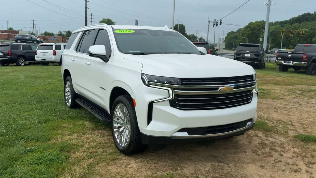 Pre-Owned 2024 Chevrolet Tahoe LT - photo - 8
