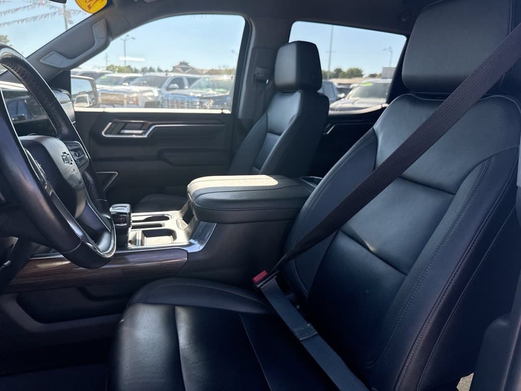 Pre-Owned 2023 Chevrolet Silverado 1500 RST - photo - 20