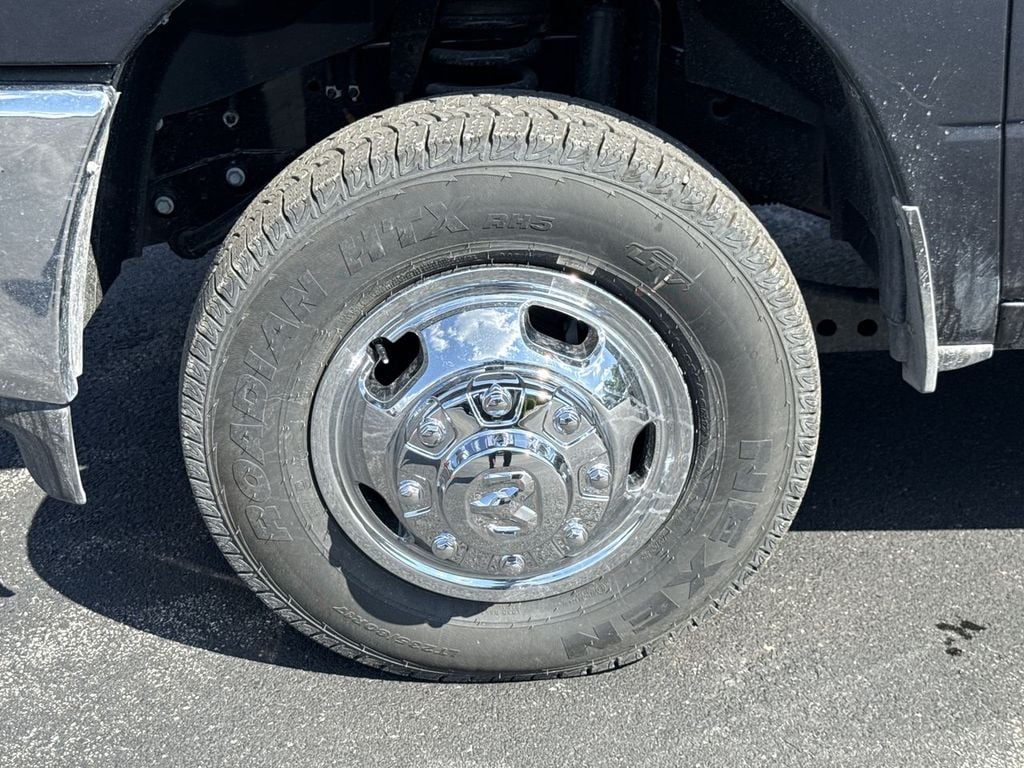 New 2026 Ram 3500 Tradesman - photo - 9