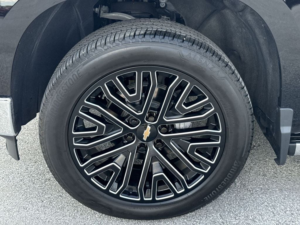 Pre-Owned 2026 Chevrolet Silverado 1500 LTZ - photo - 9