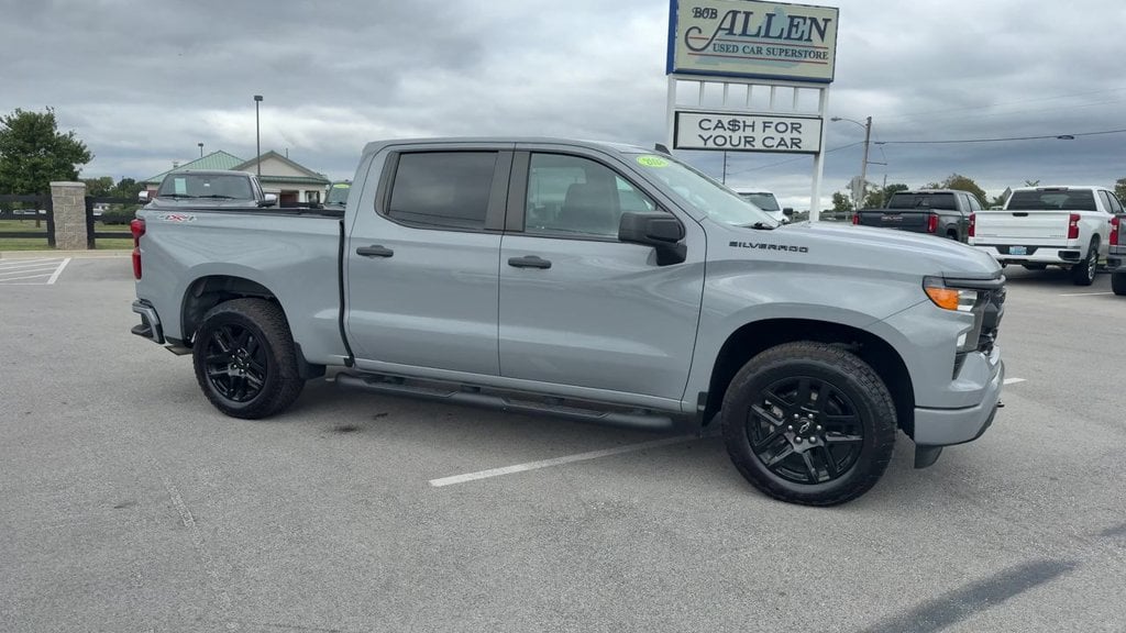 Pre-Owned 2024 Chevrolet Silverado 1500 Custom - photo - 7