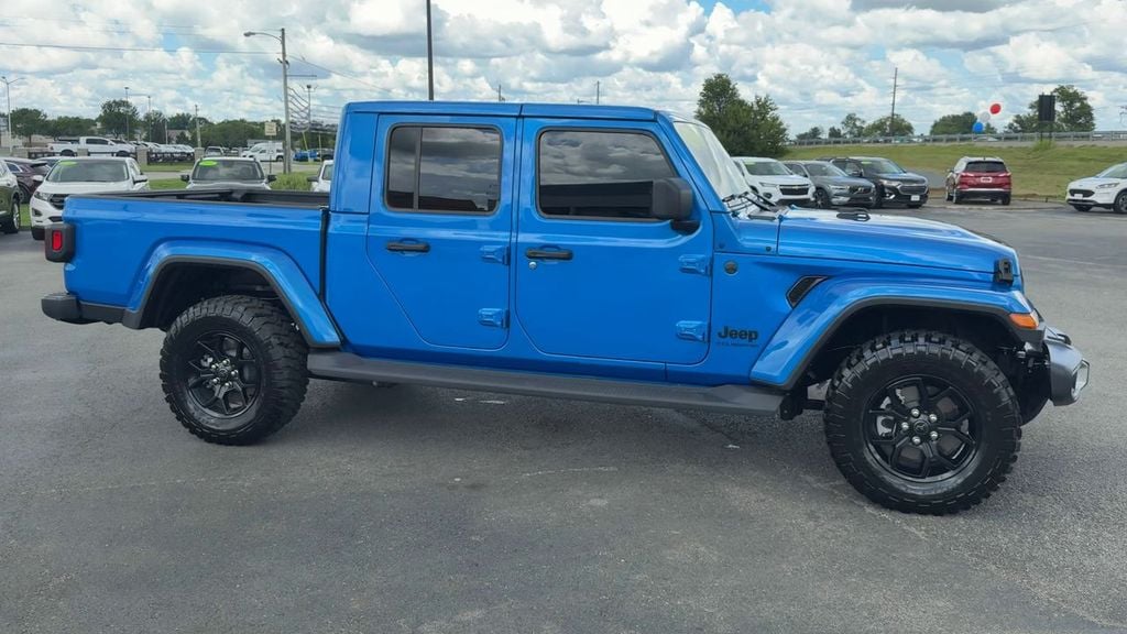 Pre-Owned 2025 Jeep Gladiator High Tide - photo - 7