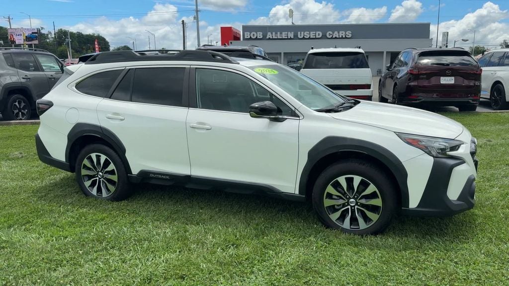 Pre-Owned 2024 Subaru Outback Limited - photo - 7