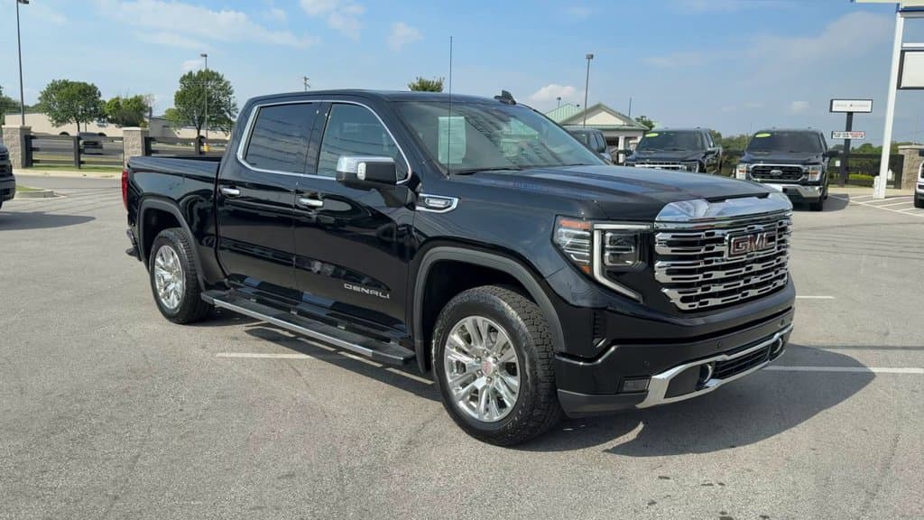 Pre-Owned 2025 GMC Sierra 1500 Denali - photo - 8