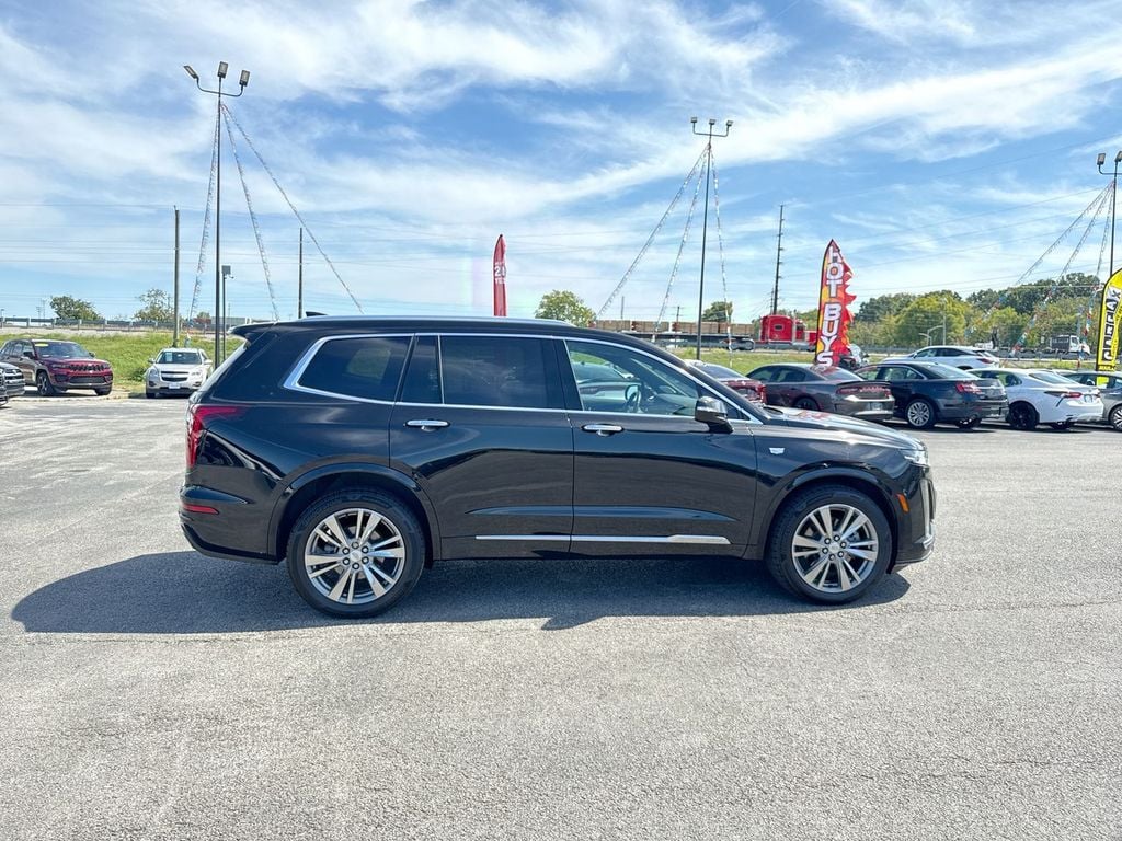 Pre-Owned 2022 Cadillac XT6 Premium Luxury - photo - 13