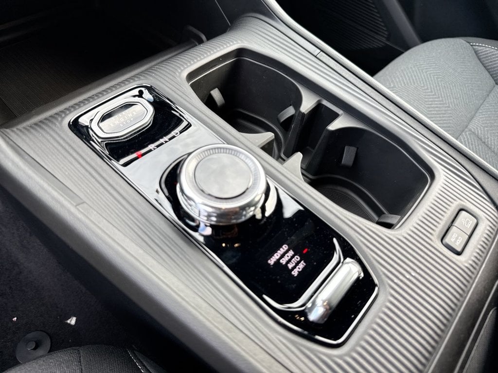 New 2026 Jeep Cherokee Laredo - photo - 25