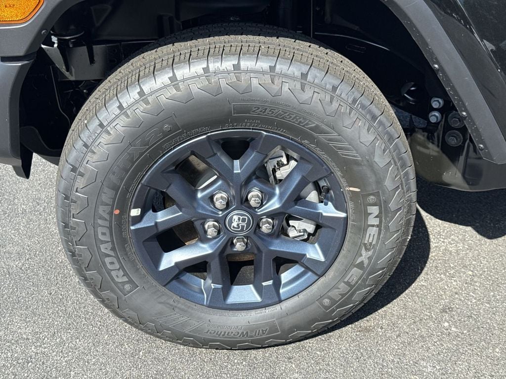 New 2026 Jeep Wrangler 85th Anniversary Edition - photo - 9