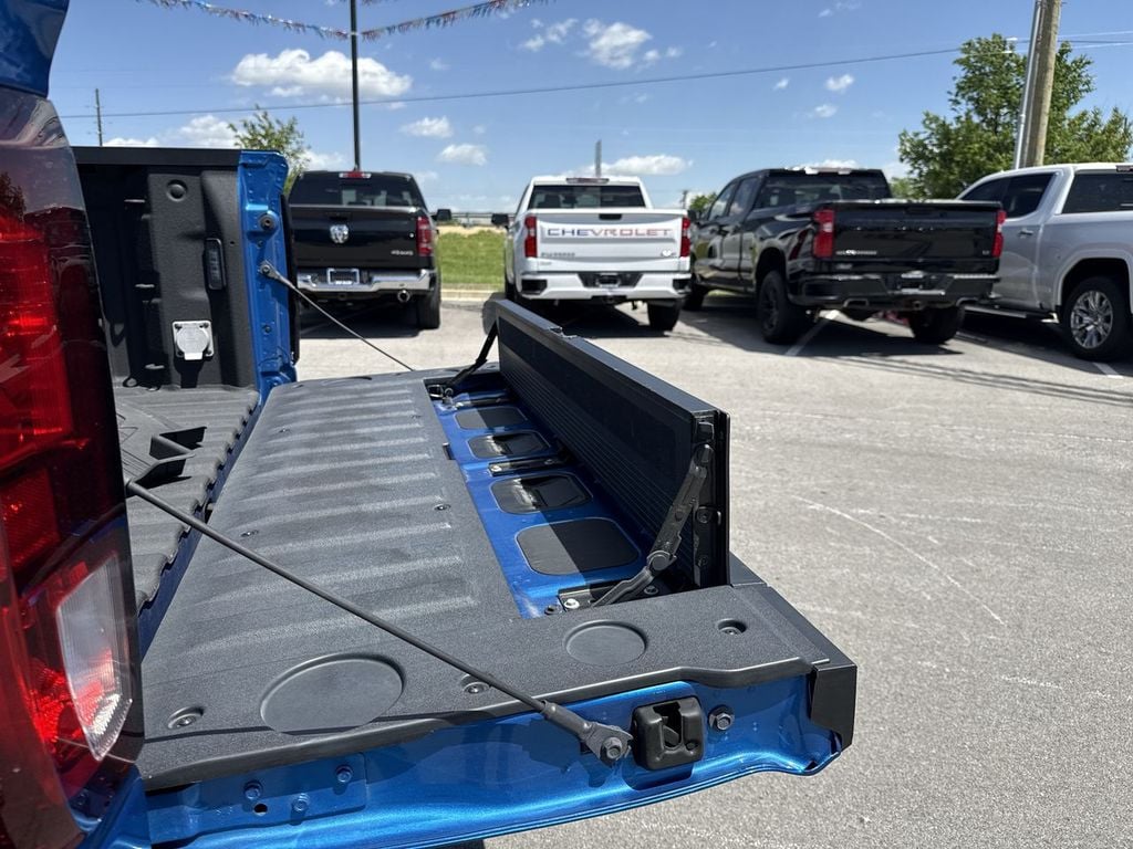 Pre-Owned 2023 GMC Sierra 1500 Elevation - photo - 31