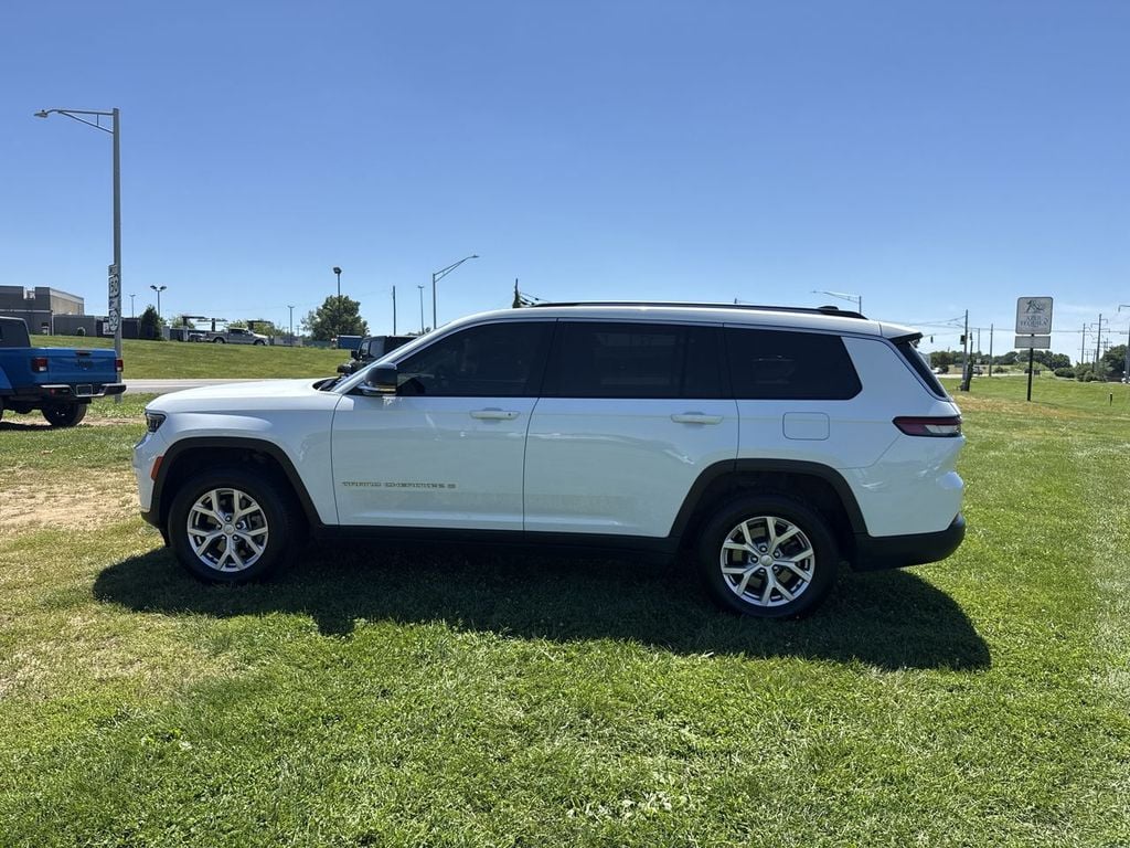 Pre-Owned 2022 Jeep Grand Cherokee L Limited - photo - 10