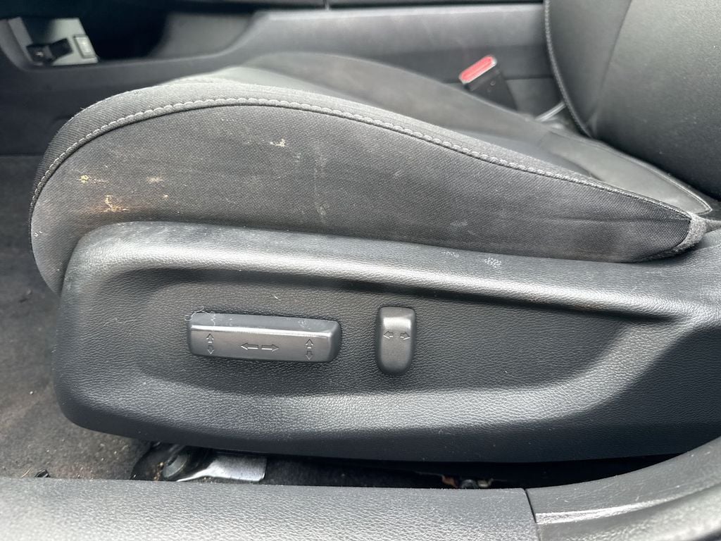 Pre-Owned 2020 Honda Civic EX - photo - 13