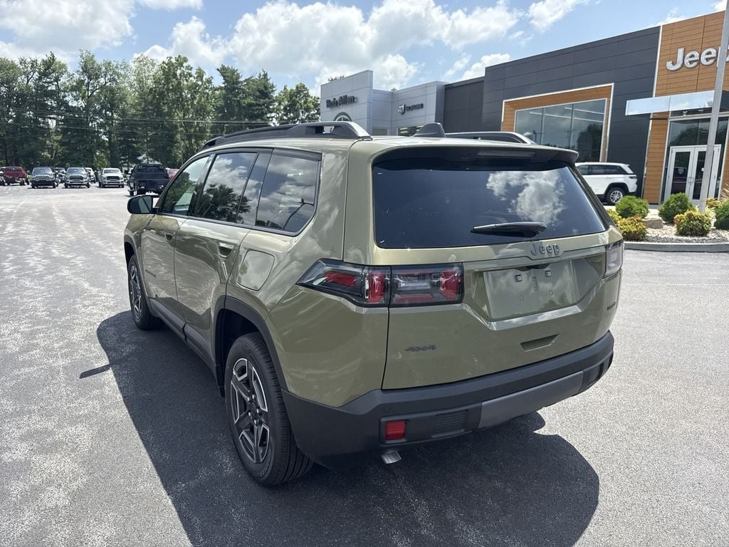New 2026 Jeep Cherokee Laredo - photo - 11