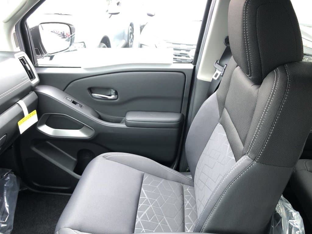 New 2026 Nissan Frontier SV - photo - 29