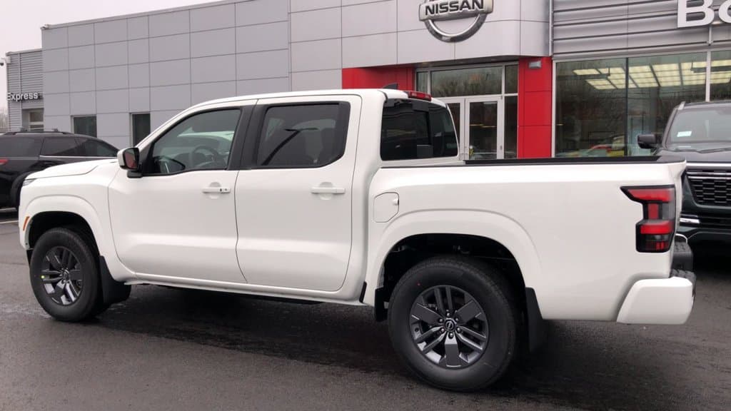 New 2026 Nissan Frontier SV - photo - 4