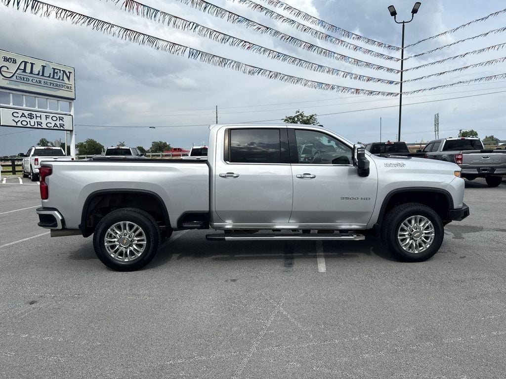 Pre-Owned 2022 Chevrolet Silverado 3500HD High Country - photo - 13