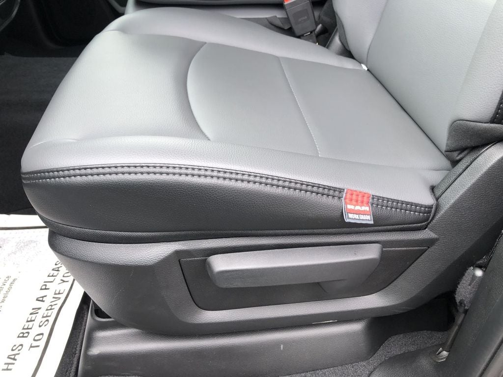 New 2026 Ram 2500 Tradesman - photo - 21