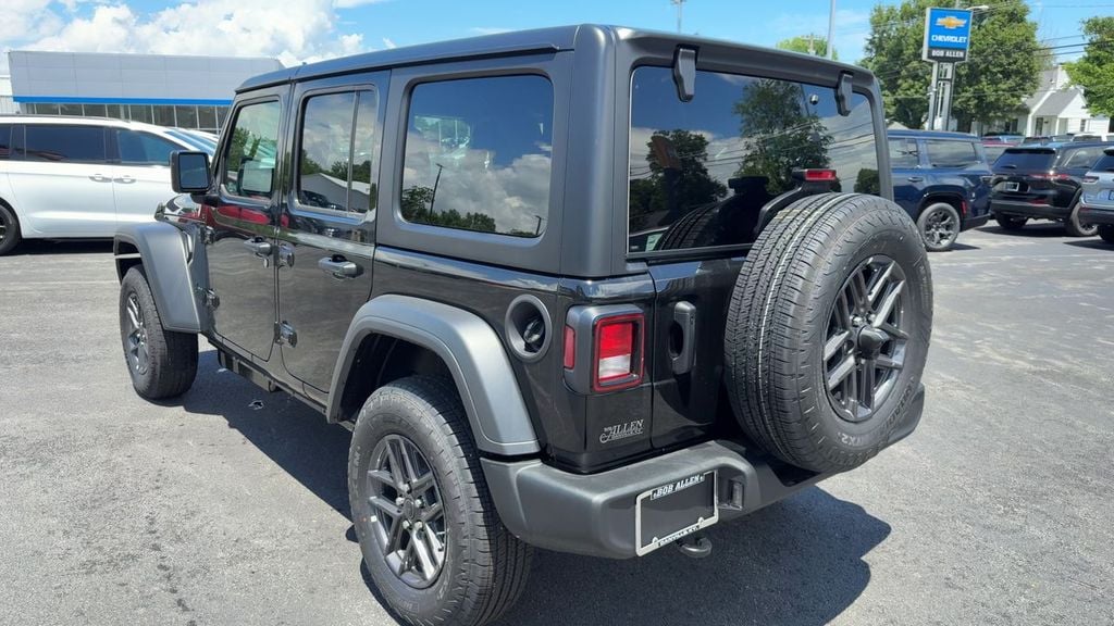 New 2026 Jeep Wrangler Sport S - photo - 4