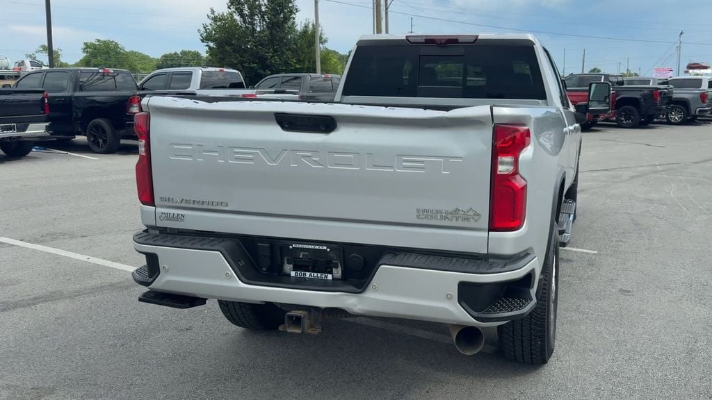 Pre-Owned 2022 Chevrolet Silverado 3500HD High Country - photo - 5