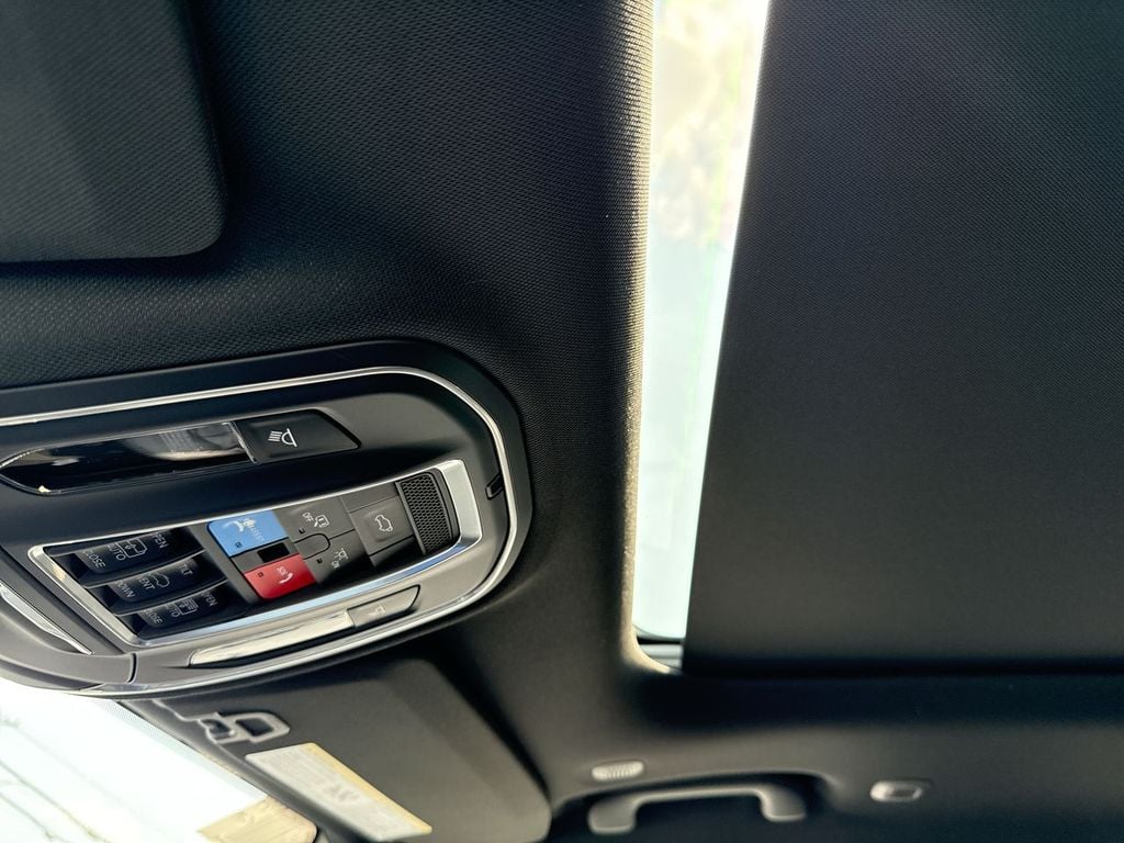 New 2026 Jeep Grand Cherokee L - photo - 33