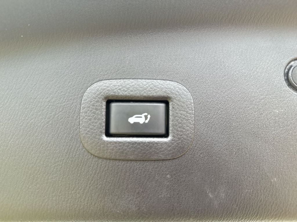 Pre-Owned 2020 INFINITI QX80 LUXE - photo - 9