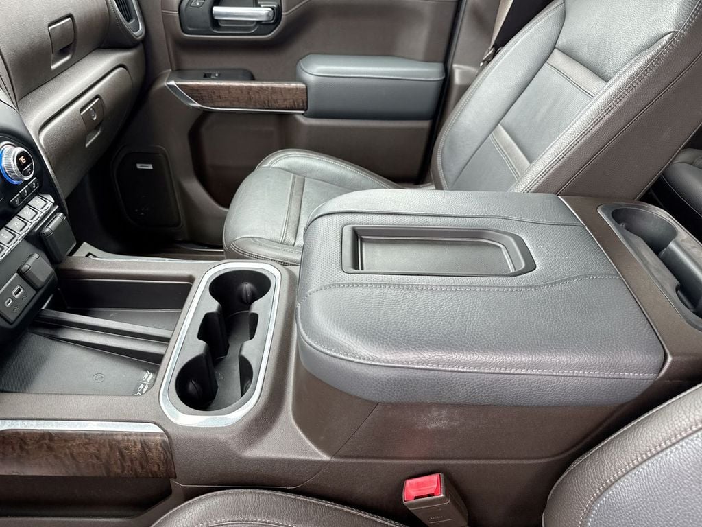 Pre-Owned 2021 GMC Sierra 1500 Denali - photo - 24