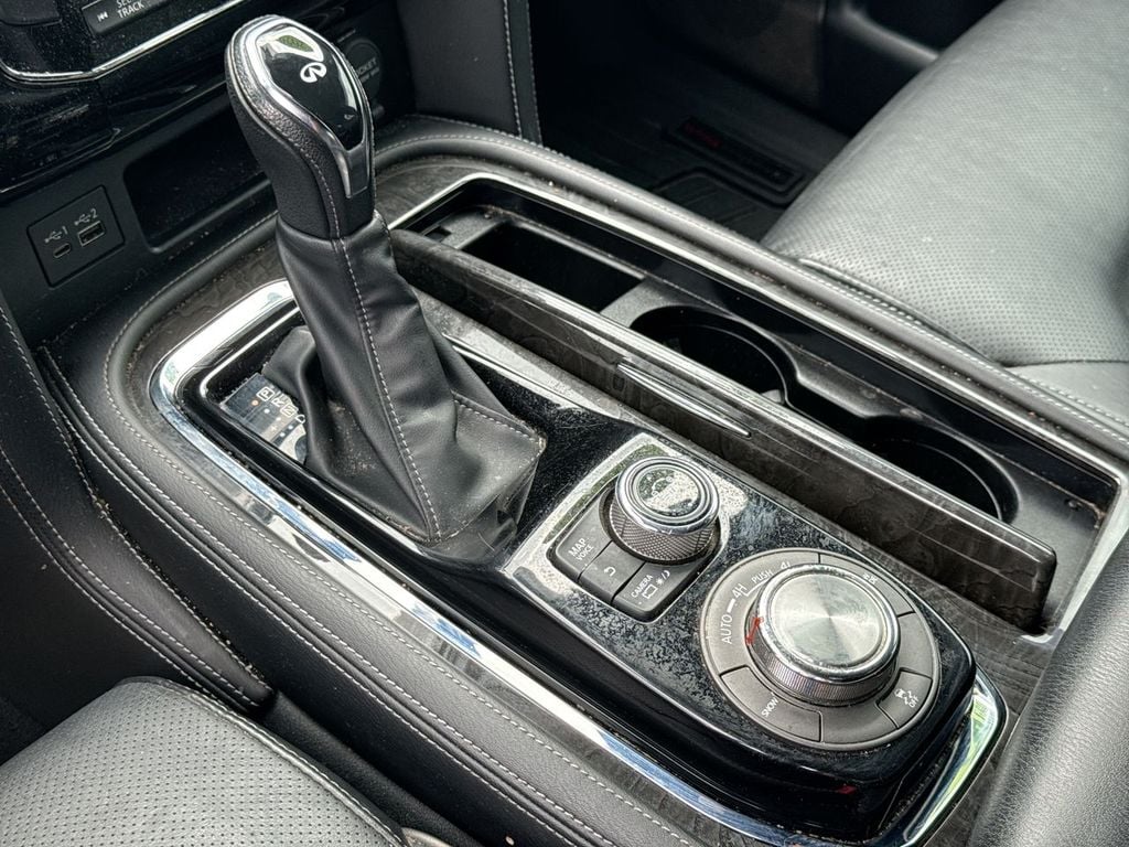 Pre-Owned 2020 INFINITI QX80 LUXE - photo - 19