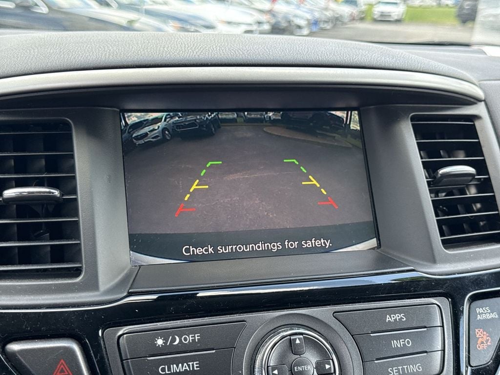 Pre-Owned 2018 Nissan Pathfinder S - photo - 28