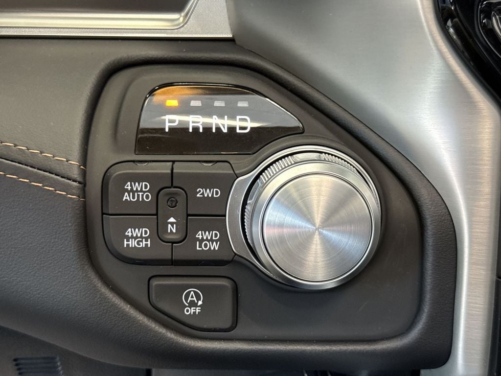 New 2026 Ram 1500 Tungsten - photo - 16