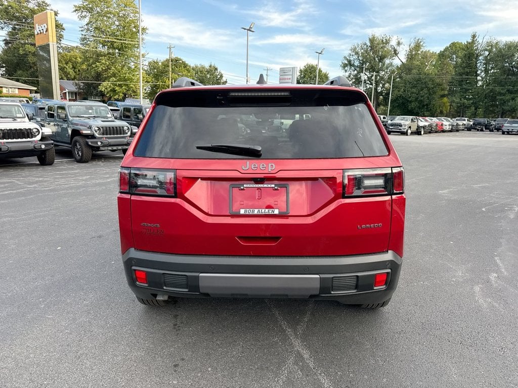 New 2026 Jeep Cherokee Laredo - photo - 17
