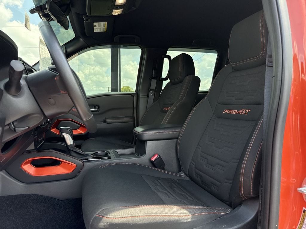 Pre-Owned 2025 Nissan Frontier PRO-4X - photo - 20