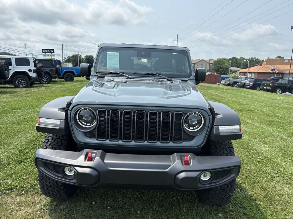 Pre-Owned 2025 Jeep Wrangler Rubicon - photo - 15
