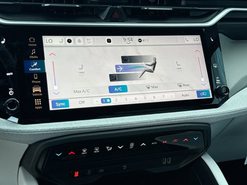 New 2026 Jeep Cherokee Laredo - photo - 20