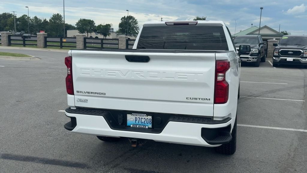 Pre-Owned 2022 Chevrolet Silverado 1500 Custom - photo - 5
