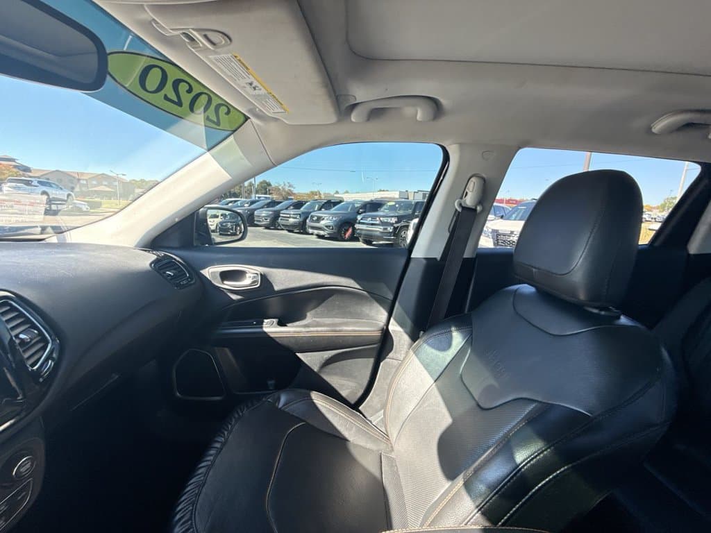 Pre-Owned 2020 Jeep Compass Limited - photo - 21