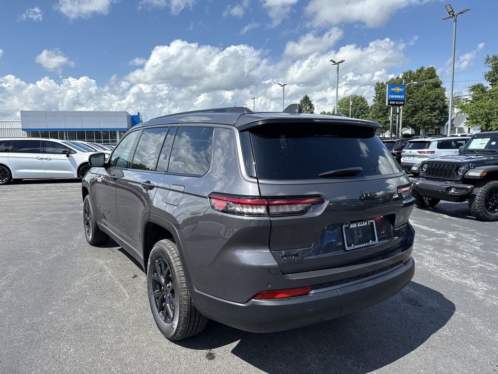 New 2026 Jeep Grand Cherokee L Altitude - photo - 11