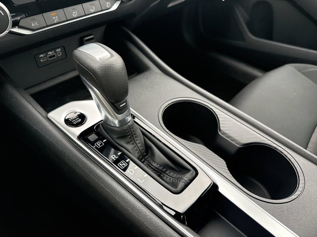 New 2026 Nissan Altima 2.5 SV - photo - 25